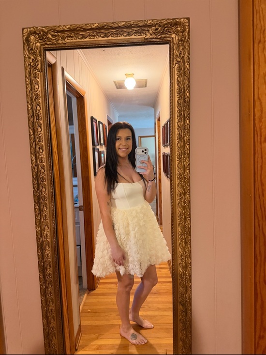 Dresses & Skirts - Ivory Strapless Floral Skirt Party Dress